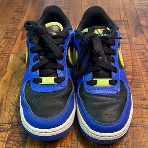 Youth Nike Air Force 1